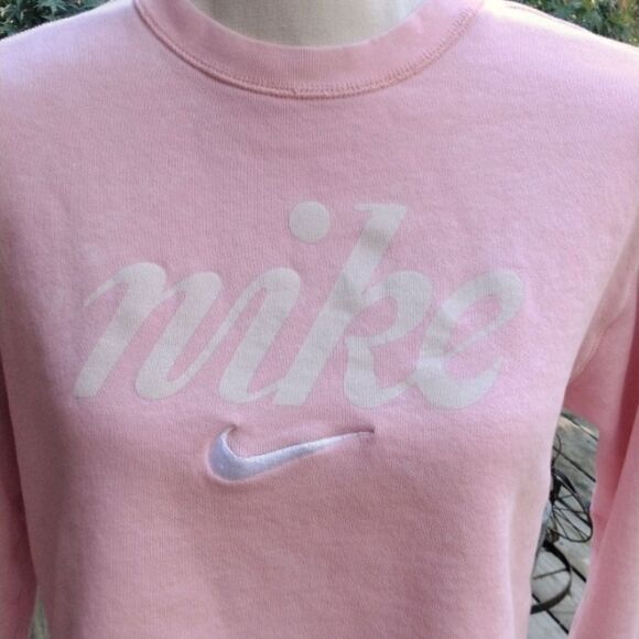 Nike Cropped Sweatshirt - Picture 2 of 9